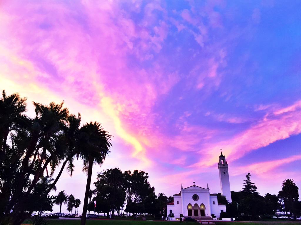 If we have to be studying for midterms, at least it's at a beautiful school like LMU 💙💙 
Good luck, Lions! #AXO #xoxo