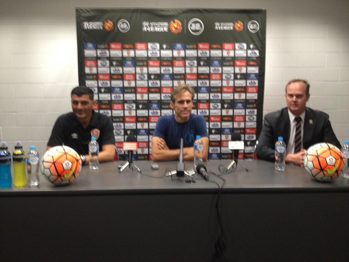 brisbaneroar's tweet photo. BREAKING NEWS - @brisbaneroar #Carona signing about to start #GoRoar http://t.co/CylrYYfKi1