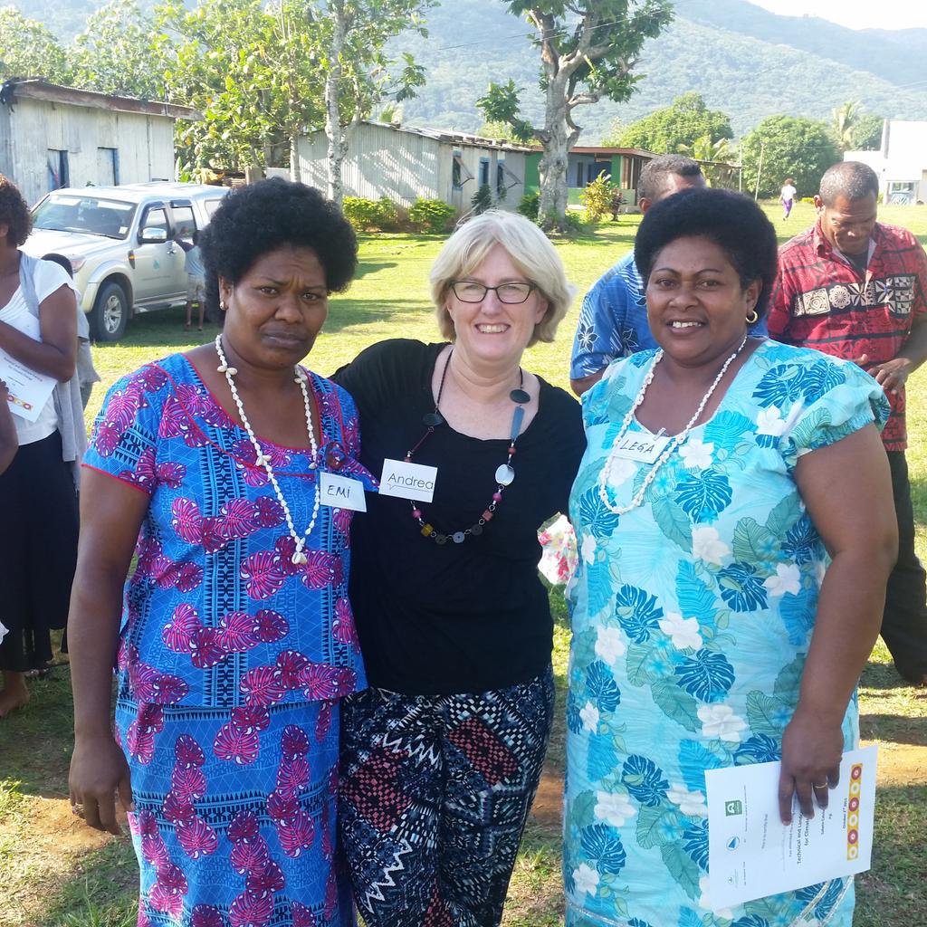 findingnorth1's tweet photo. Follow #Landcare #Climatechange training #Fiji @AusLandcareInt @spc_cps @CrawfordFund http://t.co/pwBCa8qHJY http://t.co/wPUCJvddXI