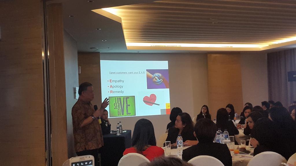 Sesi 1 dari Bang <a href="/danrem/">DeR</a> ttg Brand &amp; Reputation Management. Tq bgt sdh berbagi informasi dg kami disini:) #PR101H3JKT