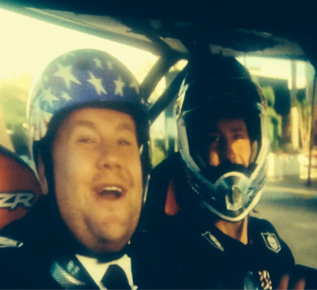 Michaelstu1975's tweet photo. #redbullrocks @latelateshow @redbull @NitroCircus Hell Yeah TP & JC! http://t.co/e9F0hjQcer