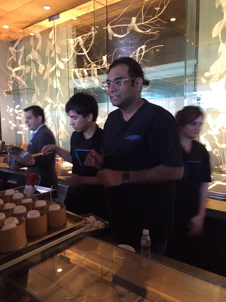 roxannebamboat's tweet photo. Awesome watching @GAGGANBANGKOK in action at @FSMumbai #wakeupwithFS #GagganMadeInIndia #thetinytaster http://t.co/TOSgca34ep