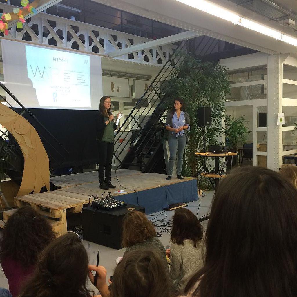makesenseforE's tweet photo. Charlotte de @loccitanefr presente #whatifcommunity #socent #women #student http://t.co/aWCy6lTBkO