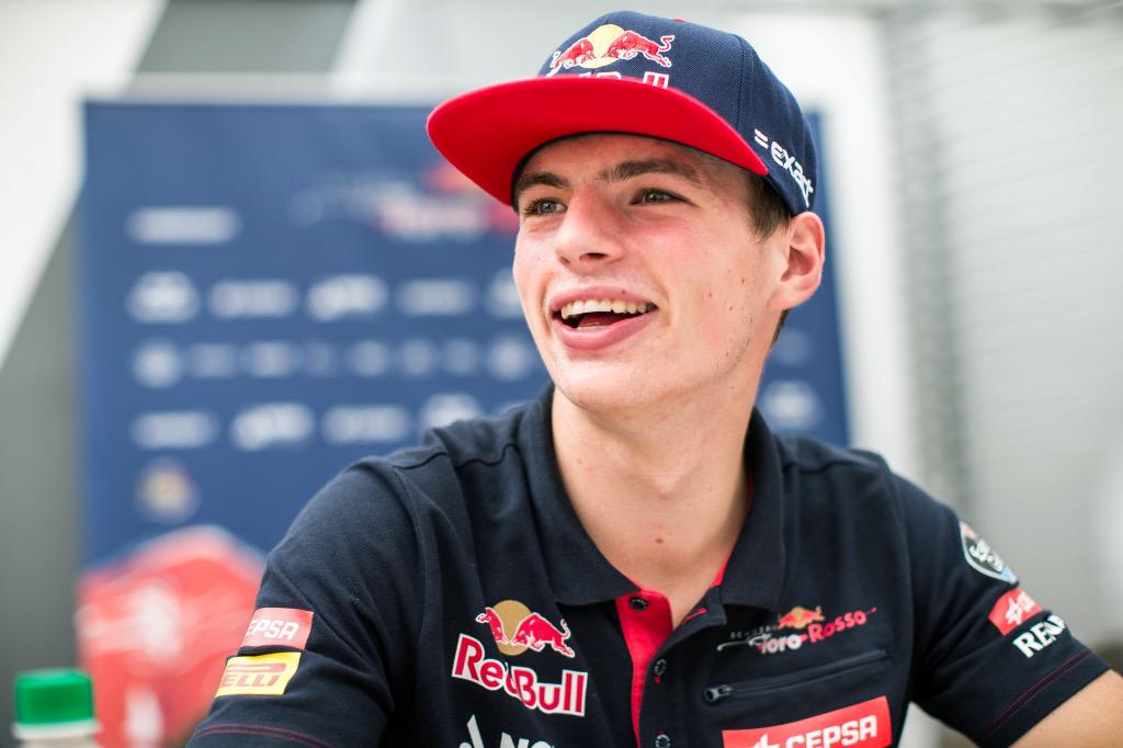 #HappyBirthday, <a href="/Max33Verstappen/">Max Verstappen</a>! Hartelijk gefeliciteerd! Buon Compleanno! 😄👏🏼🎁🎉 18🎂🎈🎊