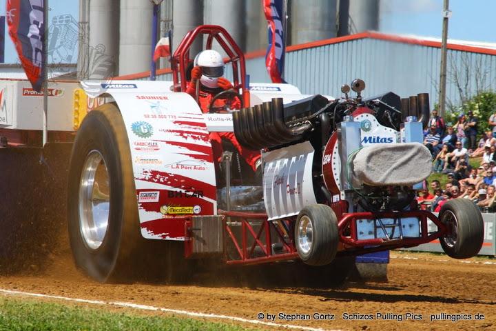 SELDMecaTech's tweet photo. Encore bravo au double champion de FRANCE 2015 le #PackManPullingTeam : voici donc quelques photos de la saison : http://t.co/k1DnFsTni2