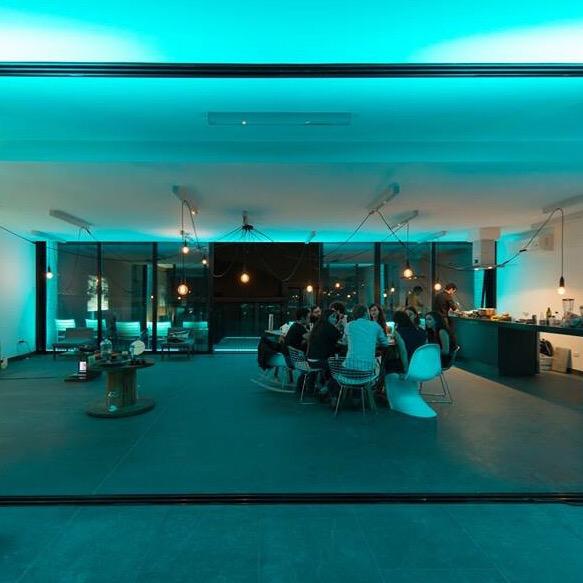 carolinnacantu's tweet photo. Collaboration is a beautiful and amazing thing 🏆✨ thankyou @GrupoLite #liteXperience #c37mx #hindiete #milledelices http://t.co/UBnzC40D7x