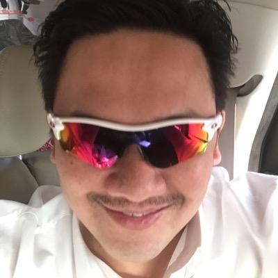 pojokCELEB's tweet photo. Takut Dipenjara, Farhat Abbas Malah Minta Dipukuli Ahmad Dhani #PojokSatu http://t.co/jpro30PNxT… http://t.co/tQumKBXw7S