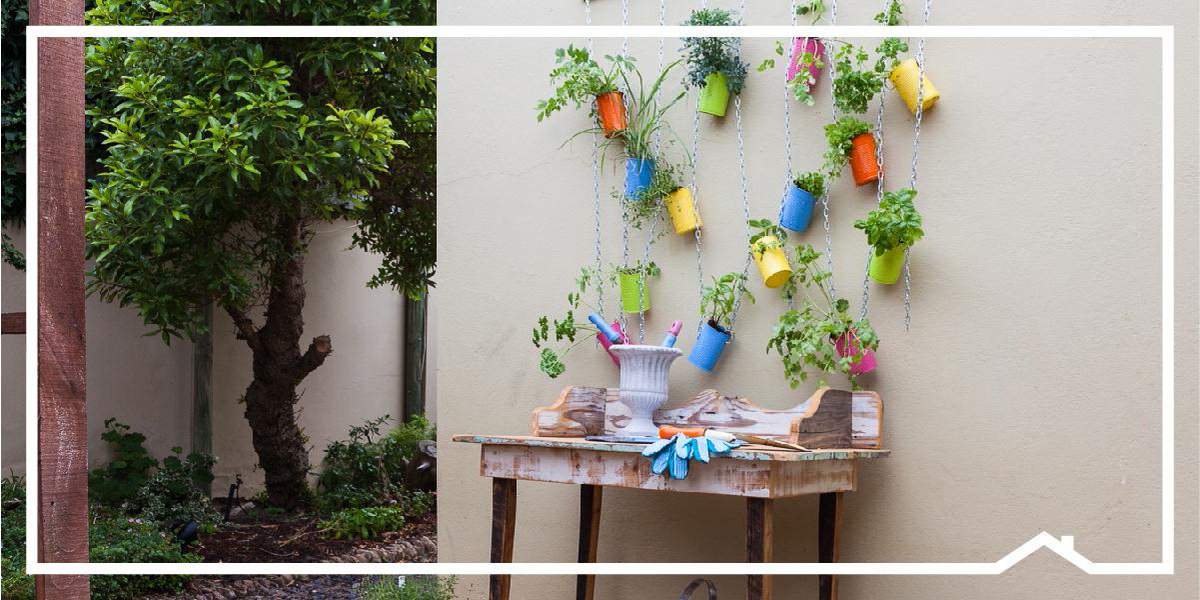 BuildersSA's tweet image. When space is limited but you&apos;re dreaming of a colourful spring feature, try a vertical hanging garden. #SpringHacks