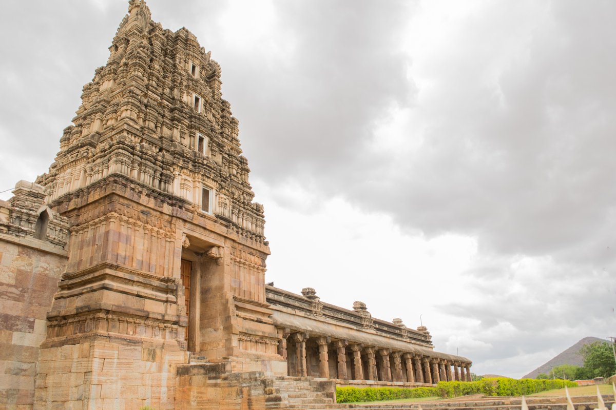 APTDCofficial's tweet photo. Credit: Sandeep Hari
Location:Vontimitta, Kadapa District
https://t.co/RegL7yu3Wj
#ClickApTourism
#APtourism http://t.co/JIPPH8SMT8