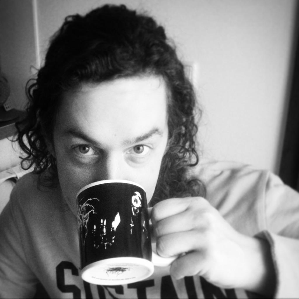 murraytheknight's tweet photo. Good Morning @sascha_bachmann #darkthrone #blackmetalbreakfast #blackmetalcoffemug #sbdrums #starttheday http://t.co/lhB3k5wNGB