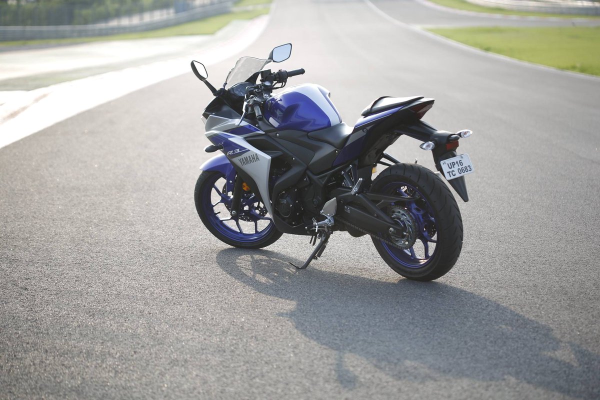 India_Yamaha's tweet photo. Only a true rider can describe how does riding a real machine feel. Agree?
#Yamaha http://t.co/V8OnybKGYB