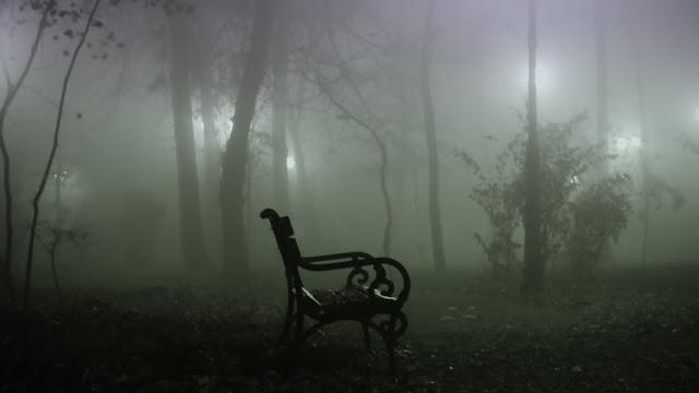Ghrebaa's tweet photo. لماذا يحب البشر الخوف؟ لماذا يحبون الترفيه المرعب (أفلام - ألعاب - روايات)؟

- الإجابة: http://t.co/Ad9gyk8FWR http://t.co/LATzWE1qhD