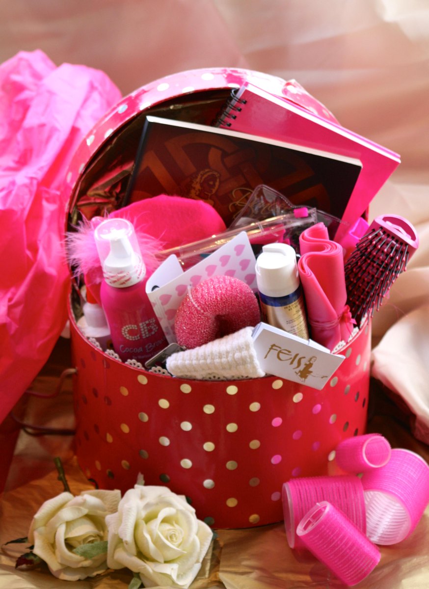 Check out ''FEISBOX' at  'Lil Tully Memorial Feis' with fabulous new  ' Irish Dancing' Hampers to order for Christmas