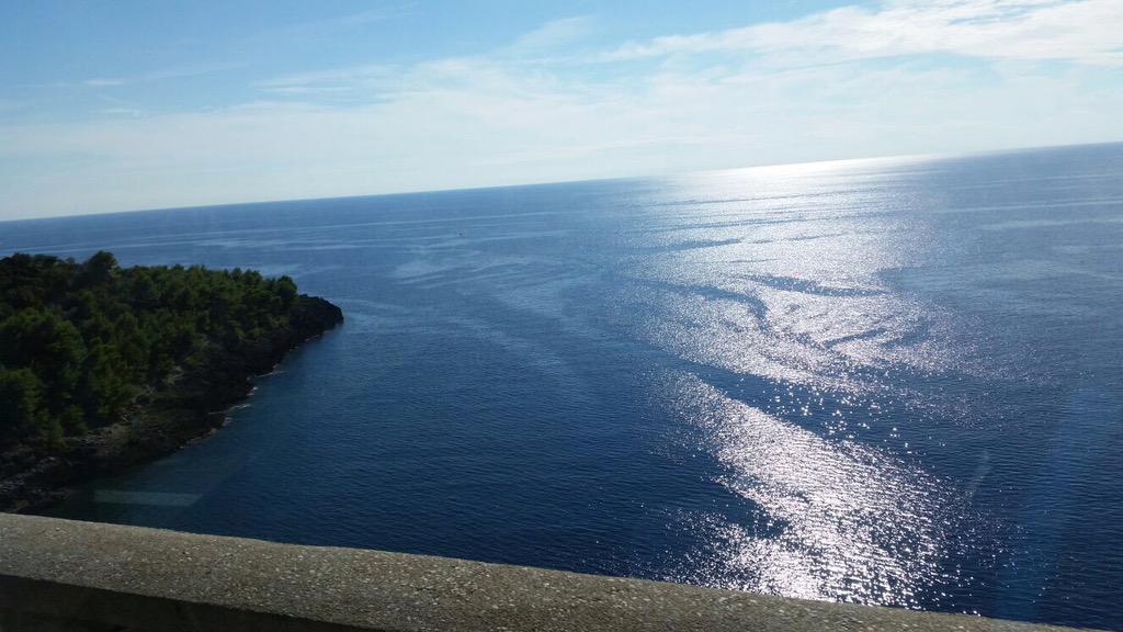 ruralbasilicata's tweet photo. A breve la board ride lungo la costa di @visitmaratea con ospiti di #Linc2015 Aperitivo lucano tra mare e monti http://t.co/DDqsPxfufI