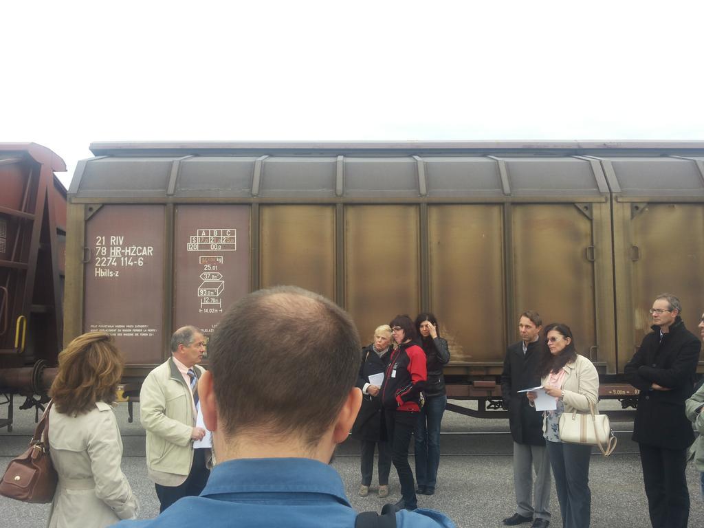 aberemliysky's tweet photo. #Interreg25 project #TIP #SDAG - intermodal transport terminal btw #Italy and #Slovenia 4 sustainable transport http://t.co/bulWgsu6Zq