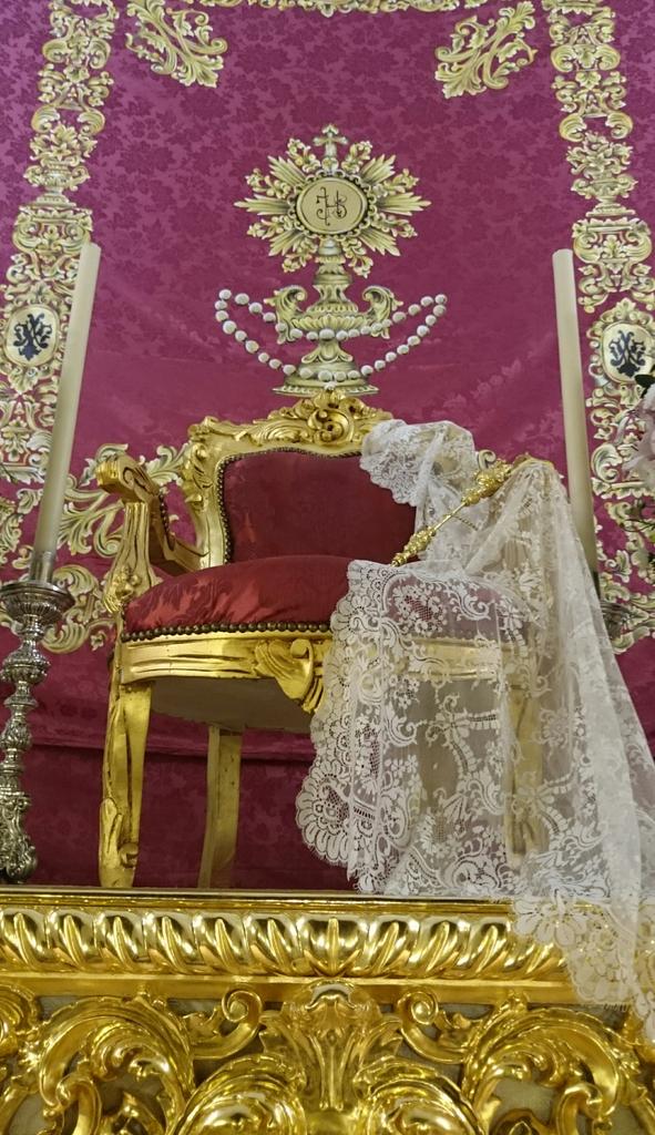 Hdad. Ntra. Sra. Del Rosario Coronada tweet media
