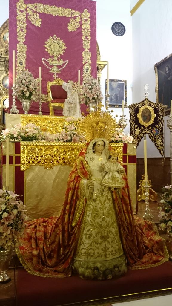 Hdad. Ntra. Sra. Del Rosario Coronada tweet media