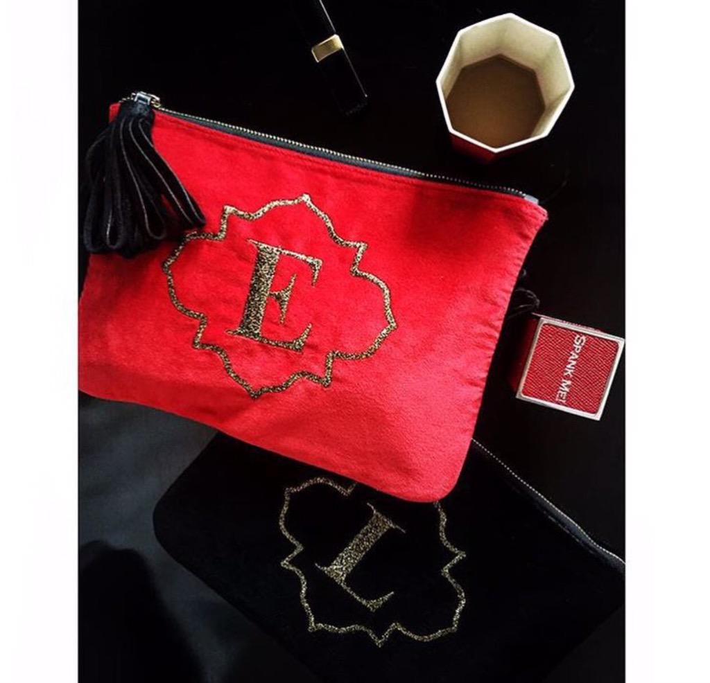 L is for the way you look at me and E is very very extraordinary.. ❤️🎶