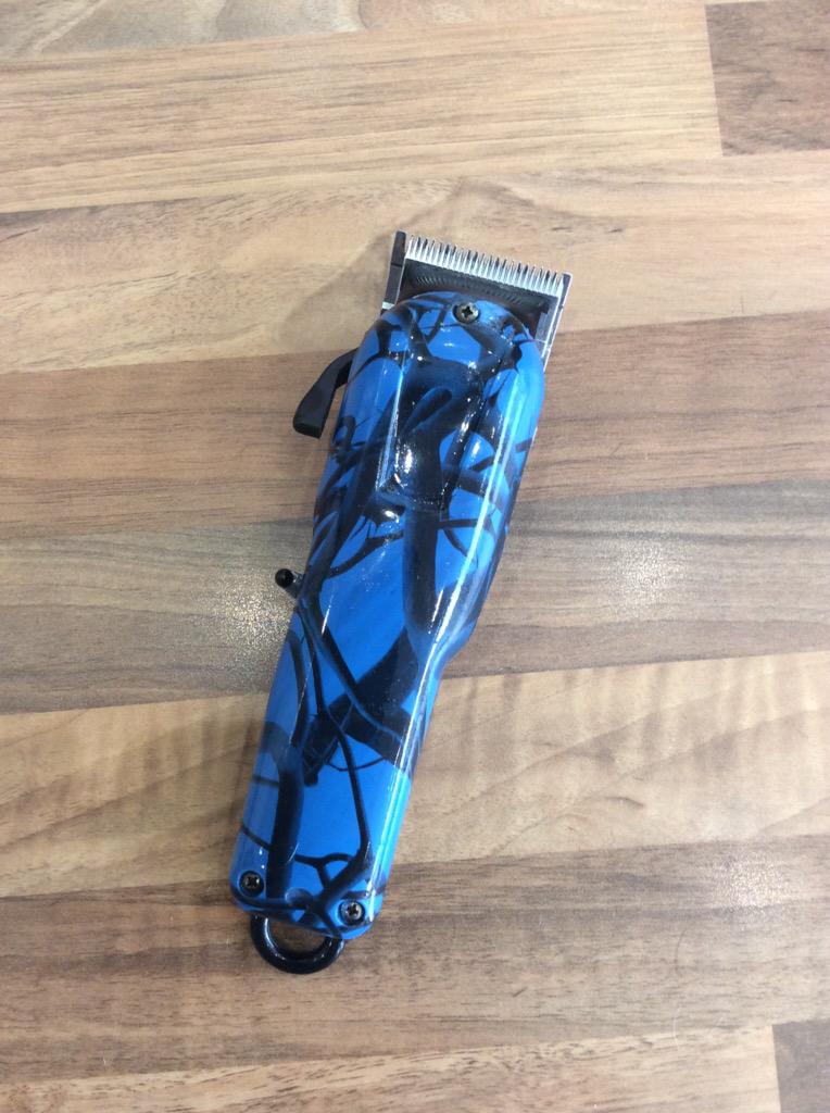Blue Twigs Clipper Case for Wahl Super Taper Cordless Clippers.

IG. - Clipper.Skins

#barberlife