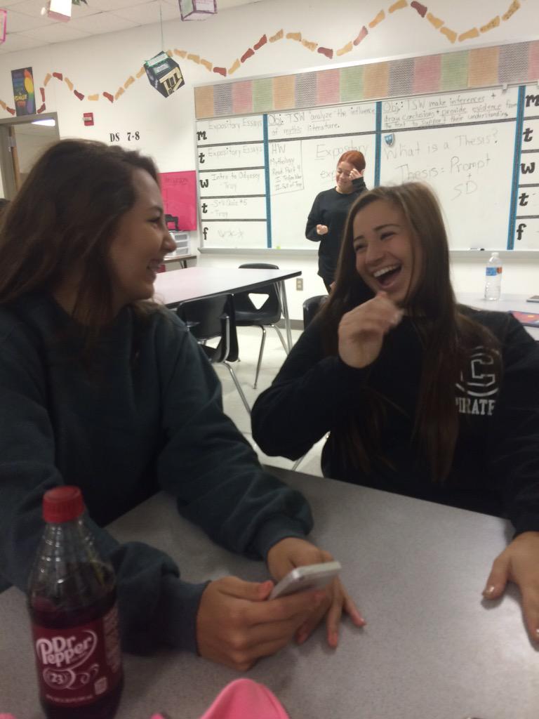 autum_megan's tweet photo. when you see that your ex downgraded:-) http://t.co/SGsOW7Ciwz