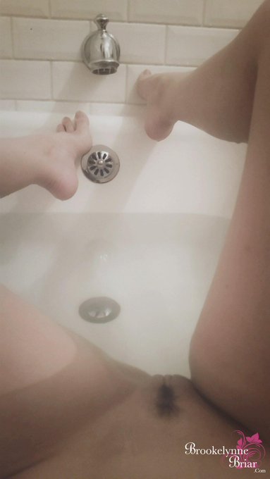 Can't sleep.  Taking bath instead. #tmblr #insomnia http://t.co/YPUEtlWkD8<a href="/tag/tmblr"class="tags">#tmblr</a><a href="/tag/insomnia"class="tags">#insomnia</a>