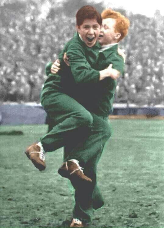 Happy heavenly birthday Jimmy Johnstone the greatest Celt                    