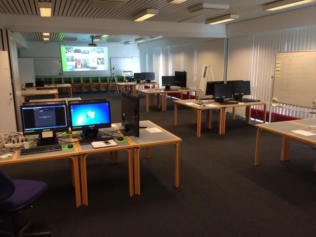froekjaer's tweet photo. @CDK_Hack ....Waiting..... http://t.co/JcGvueH5HS