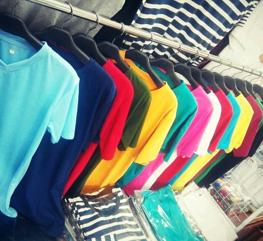 Ready Kaos polos Full collor size S,M,L Rp.40.000 bahan combed. Free order 082127601670 Eginova