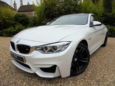 BMW M4 
£4090 extras
2014 (64)
Petrol
9,000 Miles
Auto
3.0L
White
£47,790
#SJP 
#BMW

bit.ly/1jvQ2V7