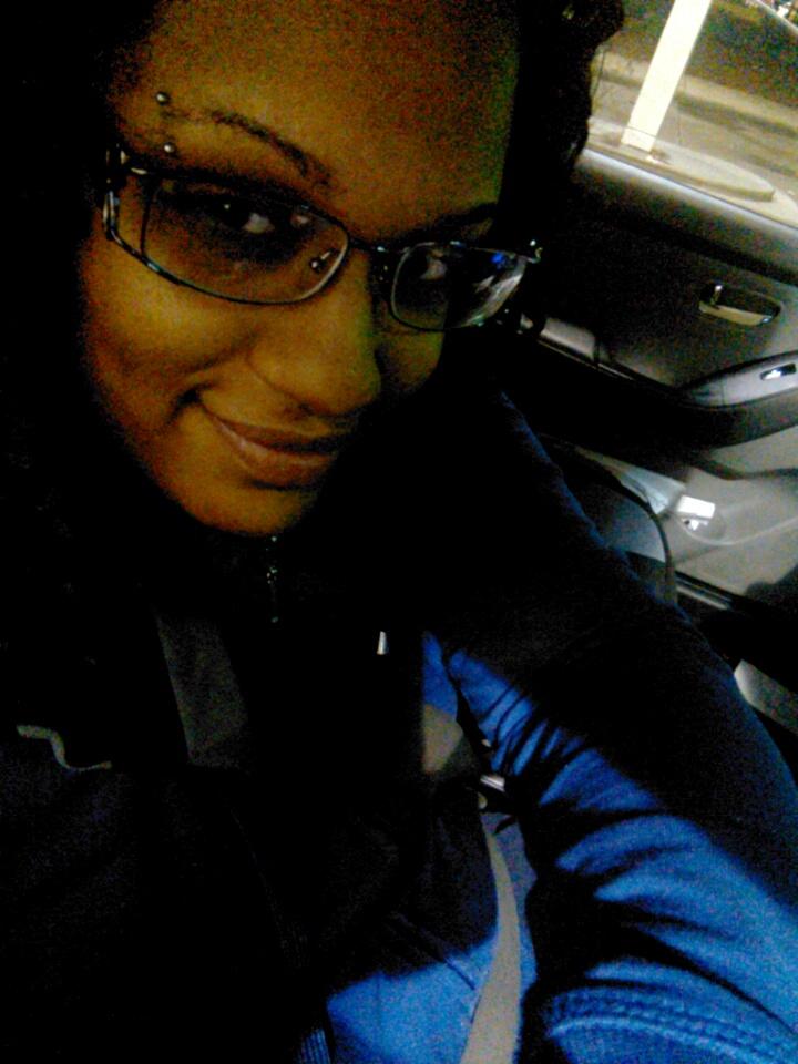 NaynayLittle's tweet photo. I look cute with these glasses http://t.co/IHsOE8gJ9e