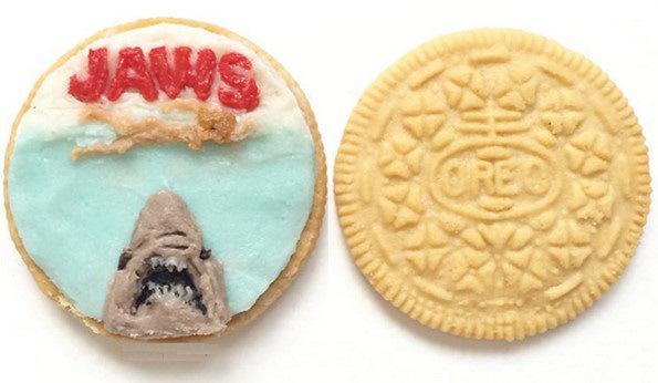 Wacky Wednesday: Artist Uses Oreos As A Canvas and Creates Insane Cookie Art blog.hungr.co/2015/09/30/wac…