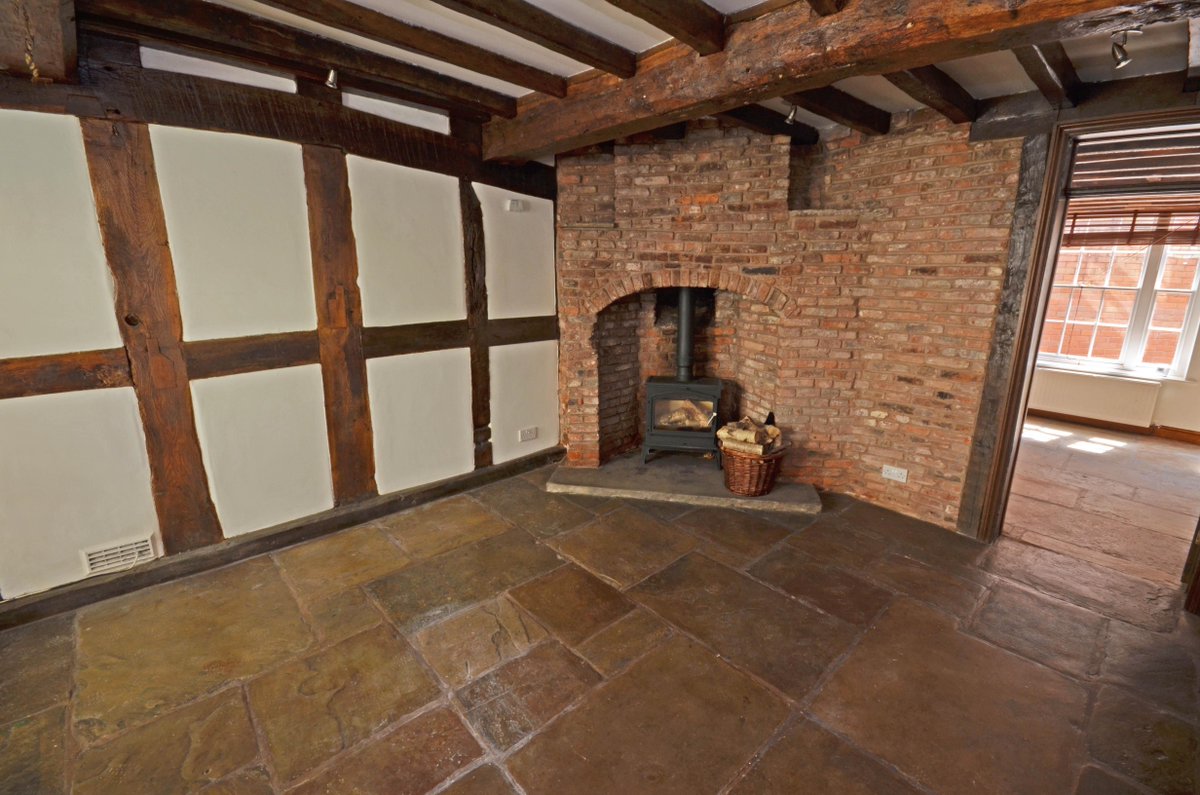 CavendishRental's tweet image. New Price - 4 Bedroom townhouse believed to be Chester&apos;s oldest dwelling - £1200pcm #cavlife #chestertweets
