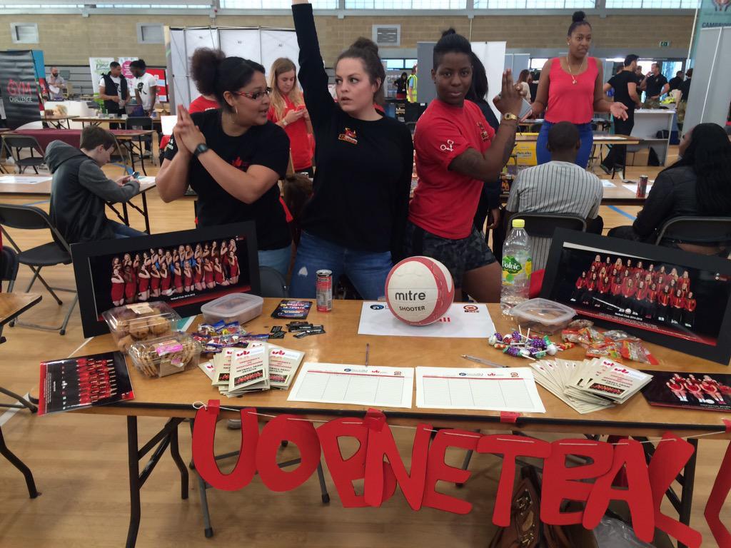 NetballUoB's tweet photo. @KatieSheldon18: @NetballUoB @BedsSU @uniofbeds Freshers Fayre today!! Come along and join! @England_Netball http://t.co/rApkXvRPYd
