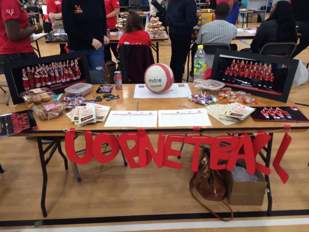 NetballUoB's tweet photo. @KatieSheldon18: @NetballUoB @BedsSU @uniofbeds Freshers Fayre today!! Come along and join! @England_Netball http://t.co/rApkXvRPYd