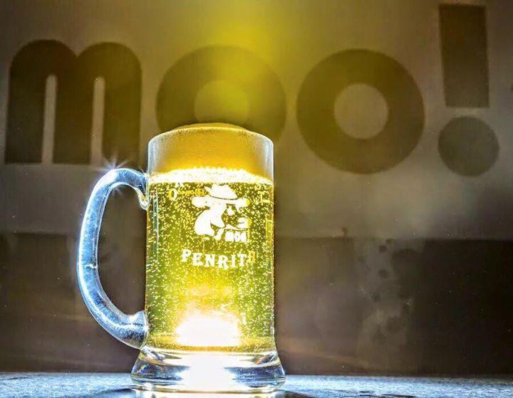 We'll be <a href="/WithnailBooks/">Withnail Books</a> and Brunswick yard this weekend (Friday from 5) for a sausage chomping, beer swilling kneesup