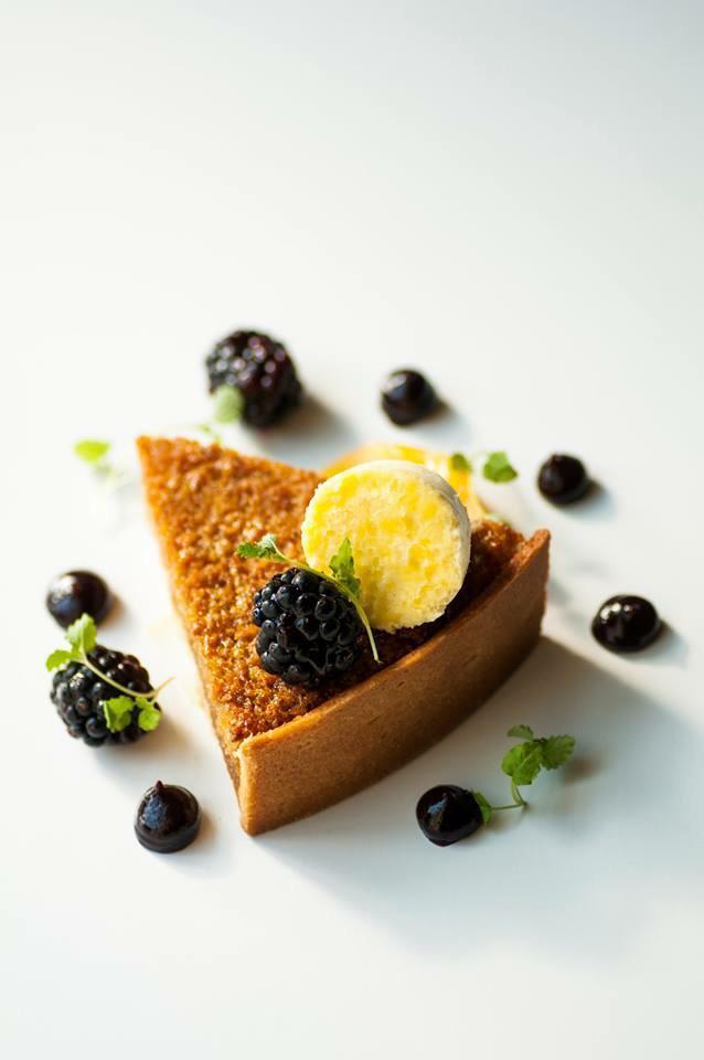 MiddlethorpeHal's tweet photo. Glorious puddings from our new luncheon menu by @chefashb3 &amp; @pastryharry - and 3 courses for the price of 2 ! (£21) http://t.co/G1sMCJMJFu