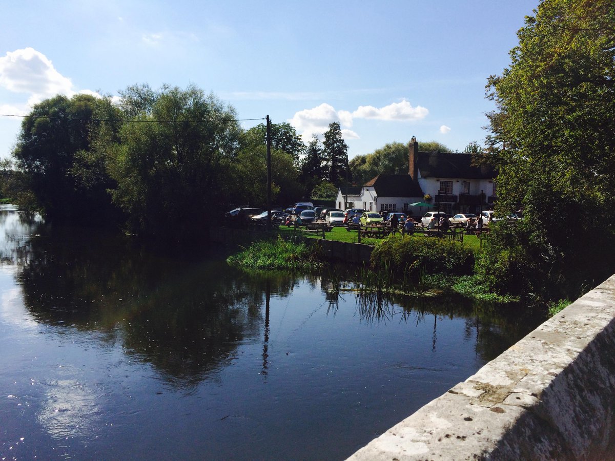 A beautiful day to join us for lunch in the garden!