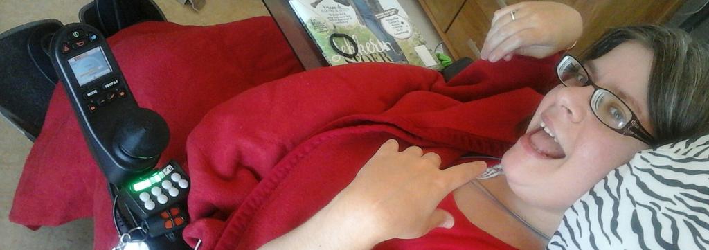 missoptimismenl's tweet photo. Zelden is vervangen niet moeilijk en pijnlijk maar #supercool #stuurkastmetkleur #boordcomputer #Permobil http://t.co/1sqCGl02WI
