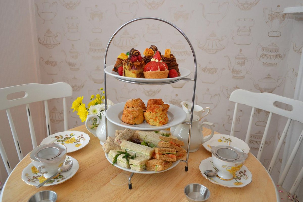 cntraveller's tweet photo. Cakes worth travelling for http://t.co/3G1XH3eTT2 http://t.co/VqsWIwa4d6