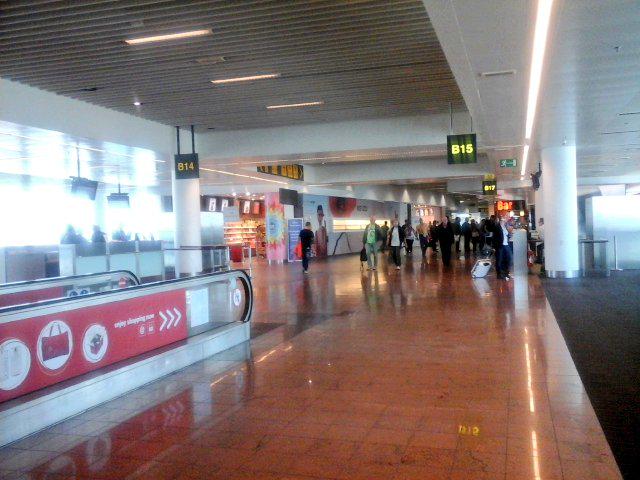 nairfelisr's tweet photo. A punto de embarcar a #Londres, me despido de #Bruselas. À bientòt, mon amie! #aeropuerto #EuropaATB #flyATB http://t.co/p5PAaXM5Ax