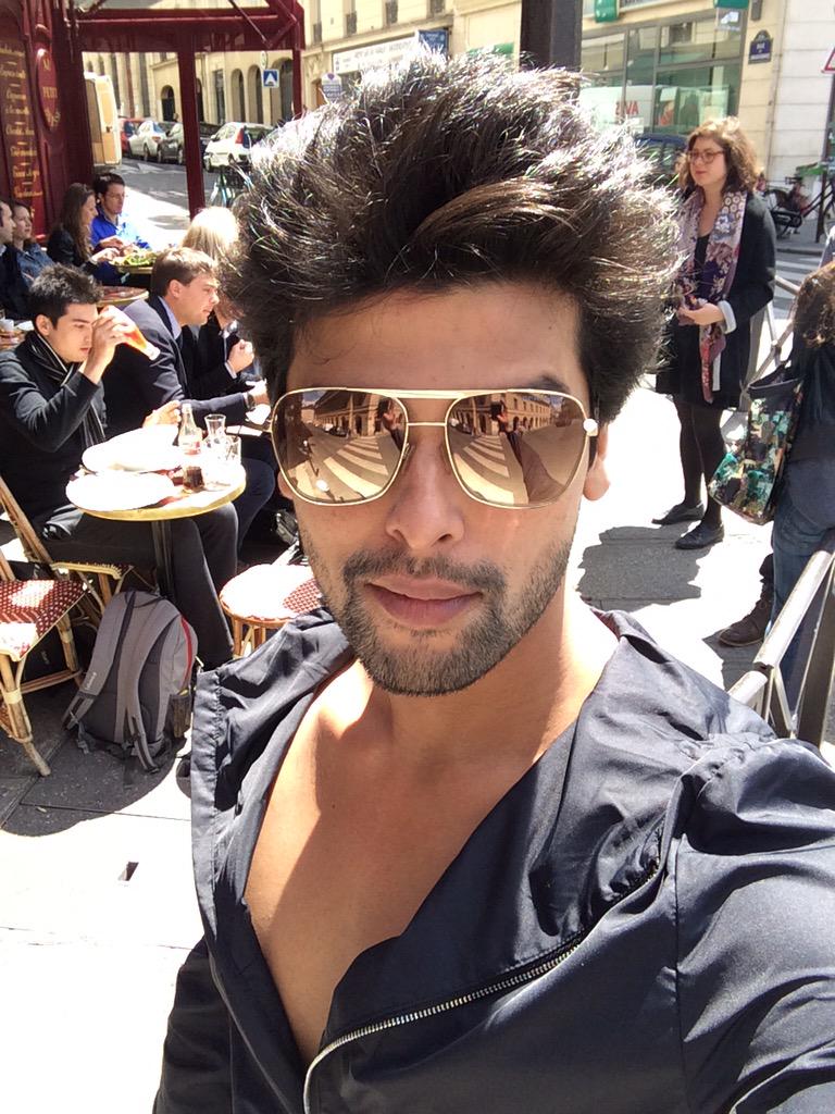 KushalT2803's tweet photo. #paris http://t.co/squp1y8tv6