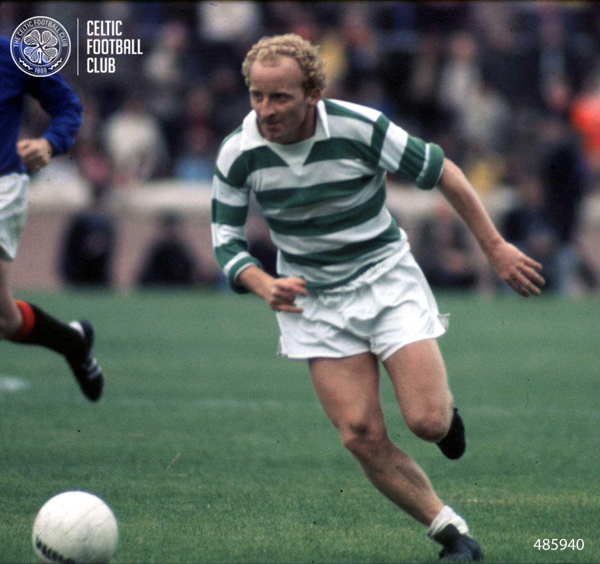 CelticFCPrints's tweet photo. We would like to wish a special Happy Birthday to Jimmy 'Jinky' Johnstone who would have been 71 today. #Legend http://t.co/3rCogYWbJO