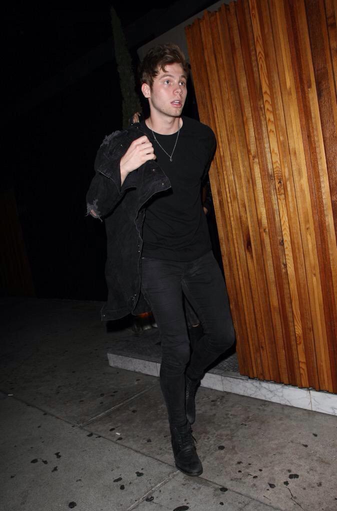 offguardlrh's tweet image. 