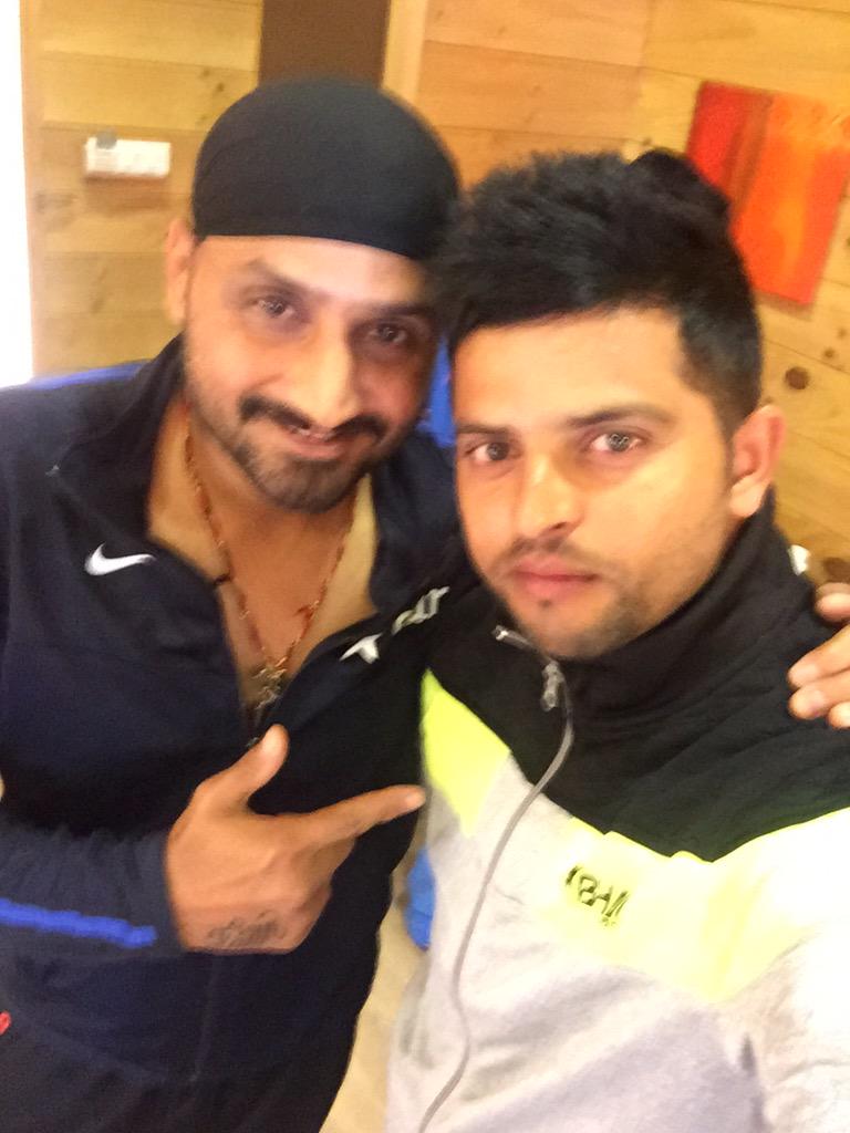 ImRaina's tweet image. Great clothes for UPCA @harbhajan_singh great outfit @bhajjisports thanks Bhaju pa for great outfits thanks Paji 👌🙏
