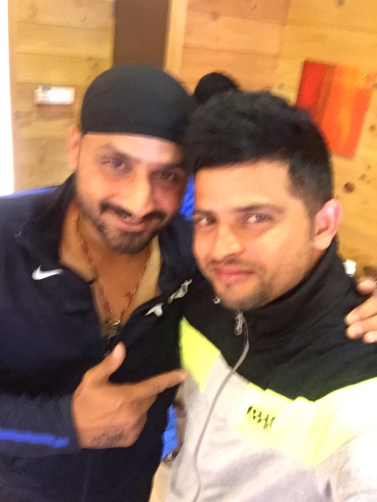 ImRaina's tweet image. Great clothes for UPCA @harbhajan_singh great outfit @bhajjisports thanks Bhaju pa for great outfits thanks Paji 👌🙏
