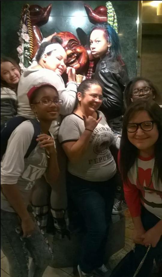 Yixing_Wang_'s tweet photo. What the fuck happened to us😒💔 #YeetCrew? http://t.co/WCVh6r13Ti