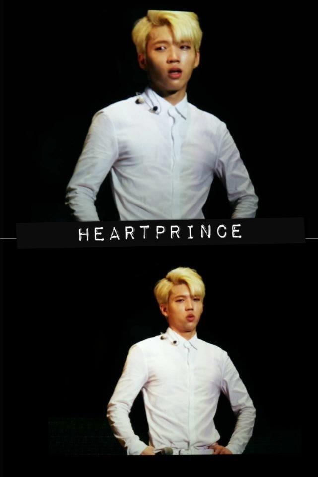 INFINITE7SOUL's tweet photo. [Fantaken] 150930 #인피니트 Woohyun - INFINITE Effect in Nanjing by heartprince http://t.co/VrXjFQfq0f