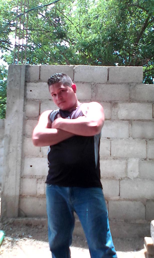 elguaro276's tweet photo. Hola buen dia para todos http://t.co/K27Q09ZdRJ