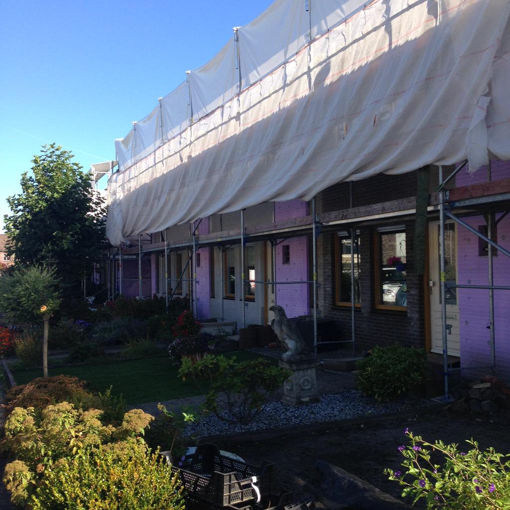 De laatste blokken van @zweersbouw te #Eerbeek staan in de steigers. <a href="/RKB_Greenworks/">Greenworks</a> <a href="/RKB_Leanworks/">LeanWorks</a> #Sprengenland