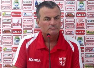 neliaribeirosts's tweet photo. Técnico #MazolaJunior  renova contrato com o @CRBoficial  até 2016. ( Foto : Ascom #CRB ) #FutebolAlagoano http://t.co/chE52orQcU